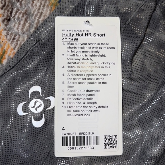 Lululemon SEAWHEEZE Hotty Hot Shorts - Picture 2 of 5